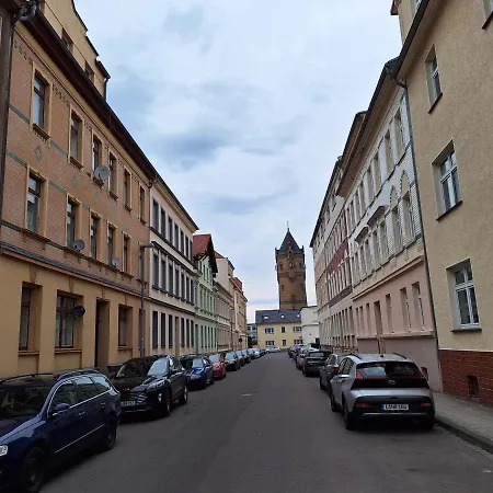 Schoene Zwei-zimmer-wohnung 
