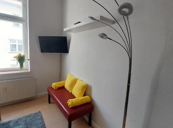 Schoene Zwei-zimmer-wohnung 