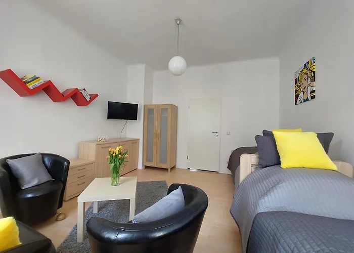 Schoene Zwei-zimmer-wohnung 