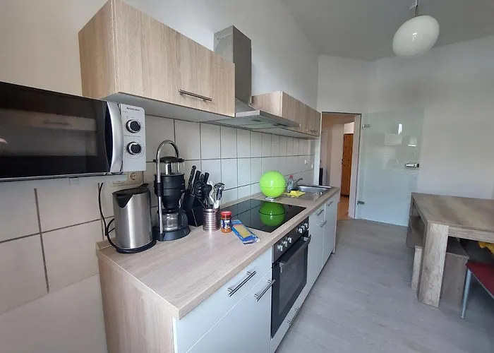 Schoene Zwei-zimmer-wohnung 