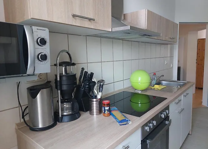 Schoene Zwei-zimmer-wohnung 